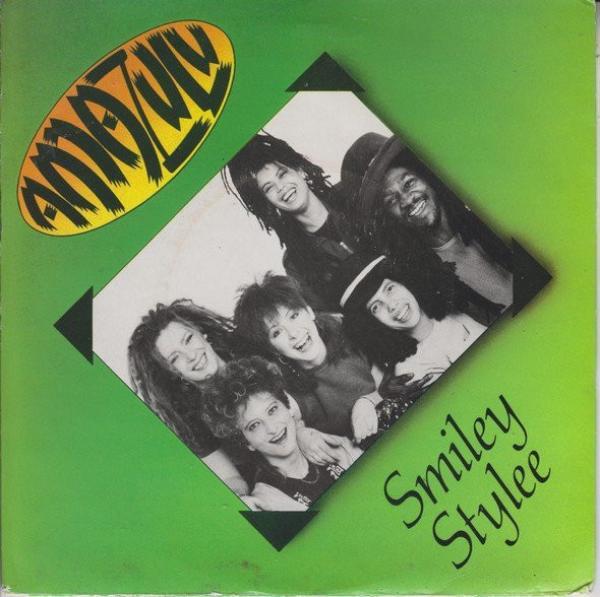 Amazulu - Smiley Stylee