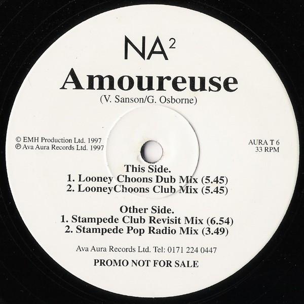 Naomi Na2 - Amoureuse