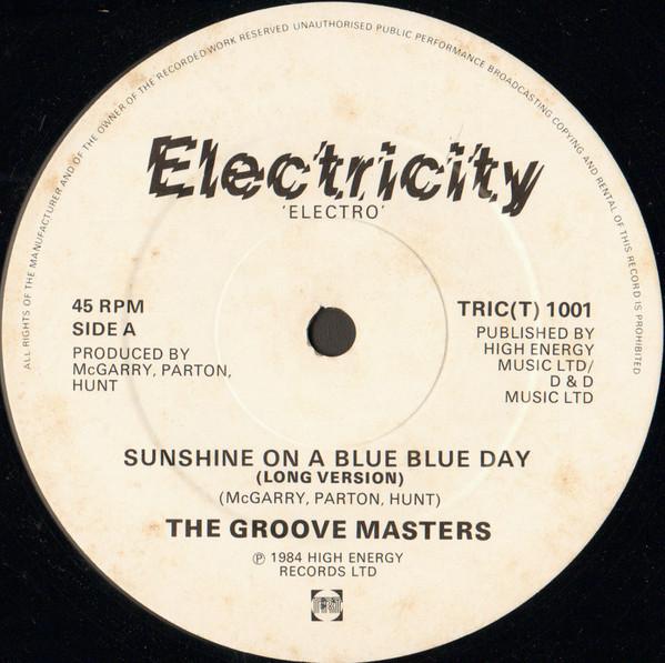 The Groove Masters (2) - Sunshine On A Blue  Blue Day